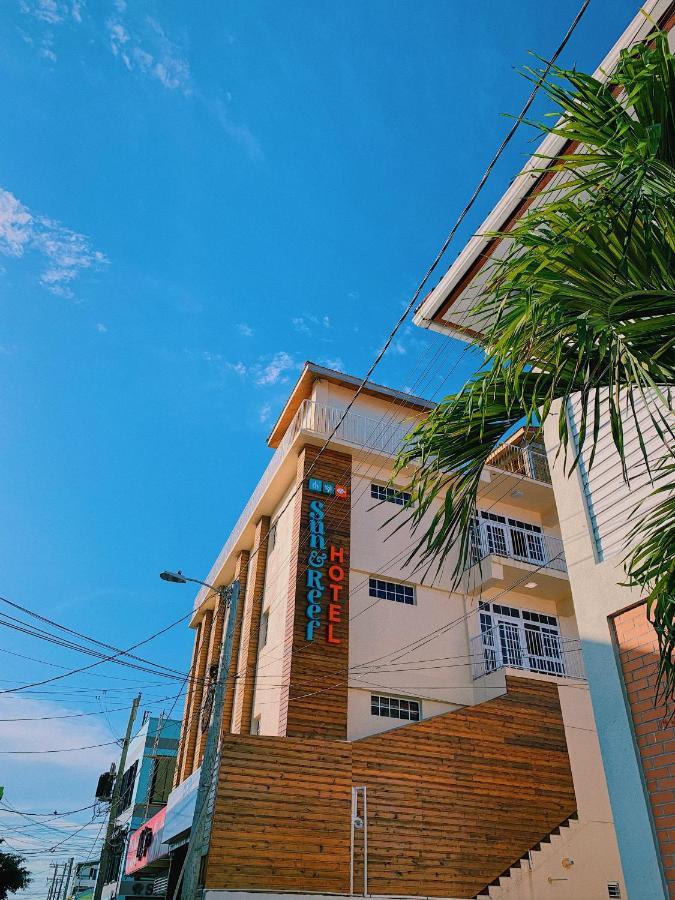 Voyager Sun & Reef Hotel San Pedro  Exterior photo